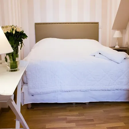Lequatorze Bed and breakfast Compiègne